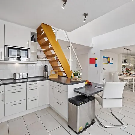 Strand-penthouse, 128 Qm, Maisonette, Parkplatz Вильгельмсхафен